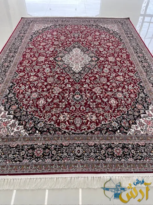 فرش لاکی سنتی گلریز 700 شانه طرح مهرنوش کاشان