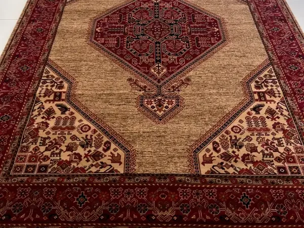 فرش طرح گبه قرمز
