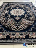 فرش کلاسیک 700 شانه رنگ مشکی طرح ساینا کاشان