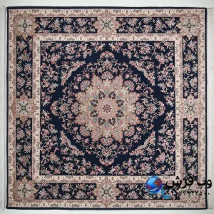 فرش مربع سنتی طرح دار