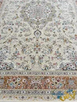 فرش ترنج کرم گلبهی گل برجسته 1500شانه اوان کاشان