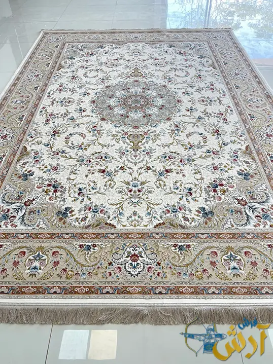 فرش سفید و کرم 1500 شانه طرح نگارستان کاشان