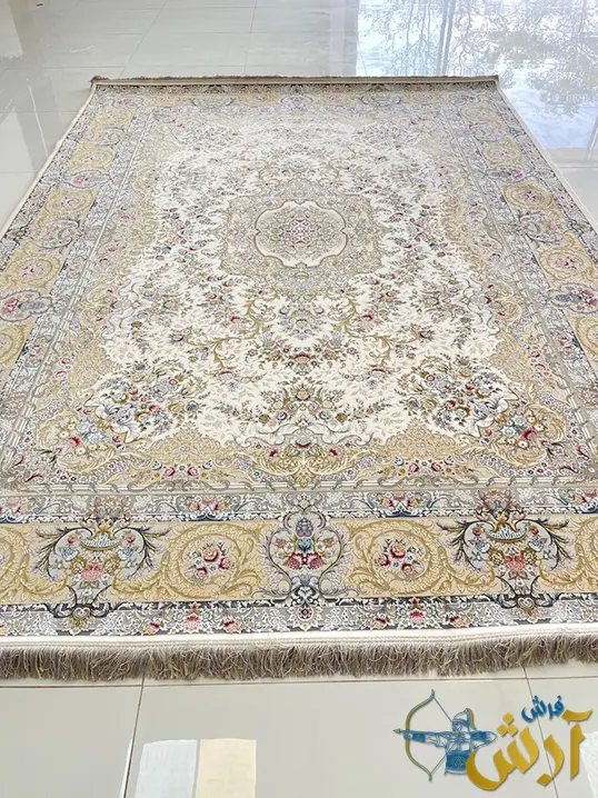 فرش کرم طلایی گل برجسته 1500 شانه طرح باغ بهشت
