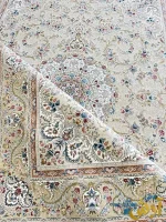 فرش کرم طلایی گل برجسته 1500 شانه نگارستان کاشان
