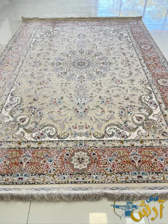 فرش کرم برجسته 1500 شانه طرح گلریس