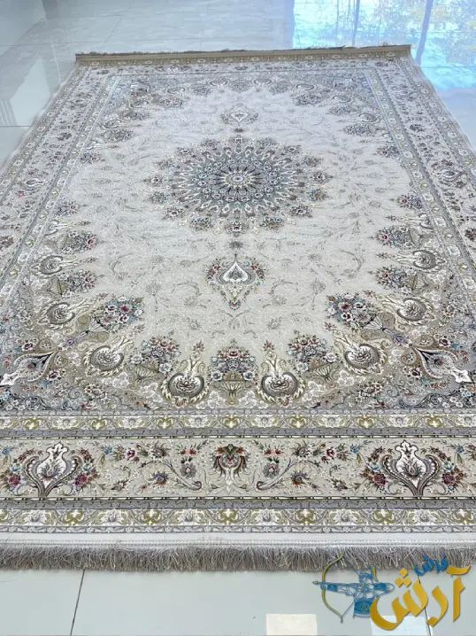 فرش کلاسیک کاشان 1500 شانه روژان کرم