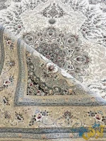 فرش کلاسیک کرم 1200 شانه طرح آراد